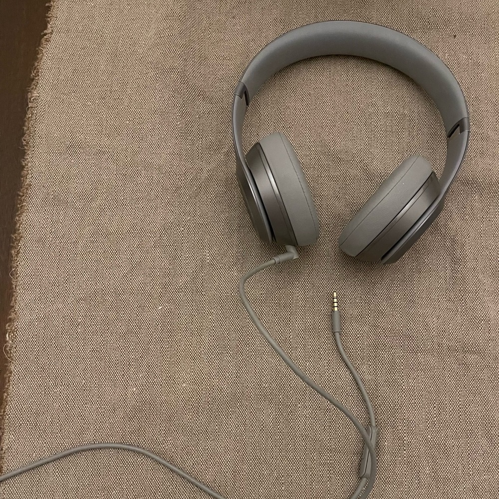 Beats by Dre Over Ear Headphones